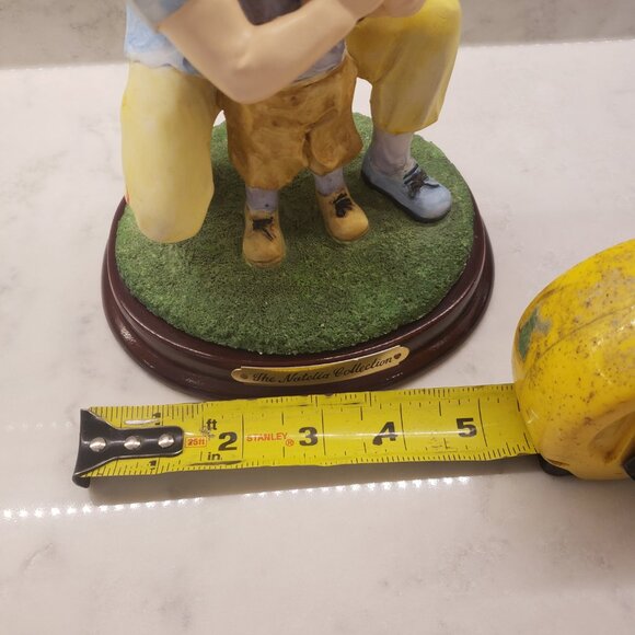 The Natelia Collection dad teaching son baseball figurine - Picture 8 of 9